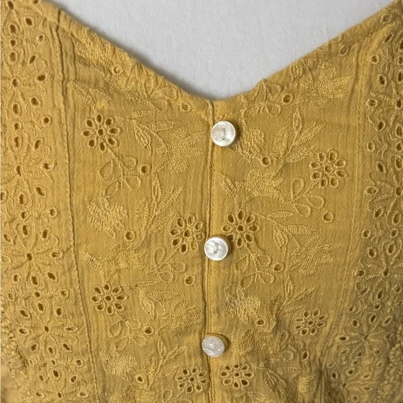 American Eagle Yellow Eyelet Cropped Tank Size S - Picture 2 of 8